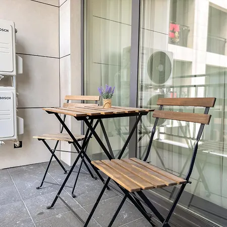 1br Modern 6mins To Centre With Free Street Parking And Gym Pass