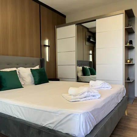 1br Modern 6mins To Centre With Free Street Parking And Gym Pass Plovdiv